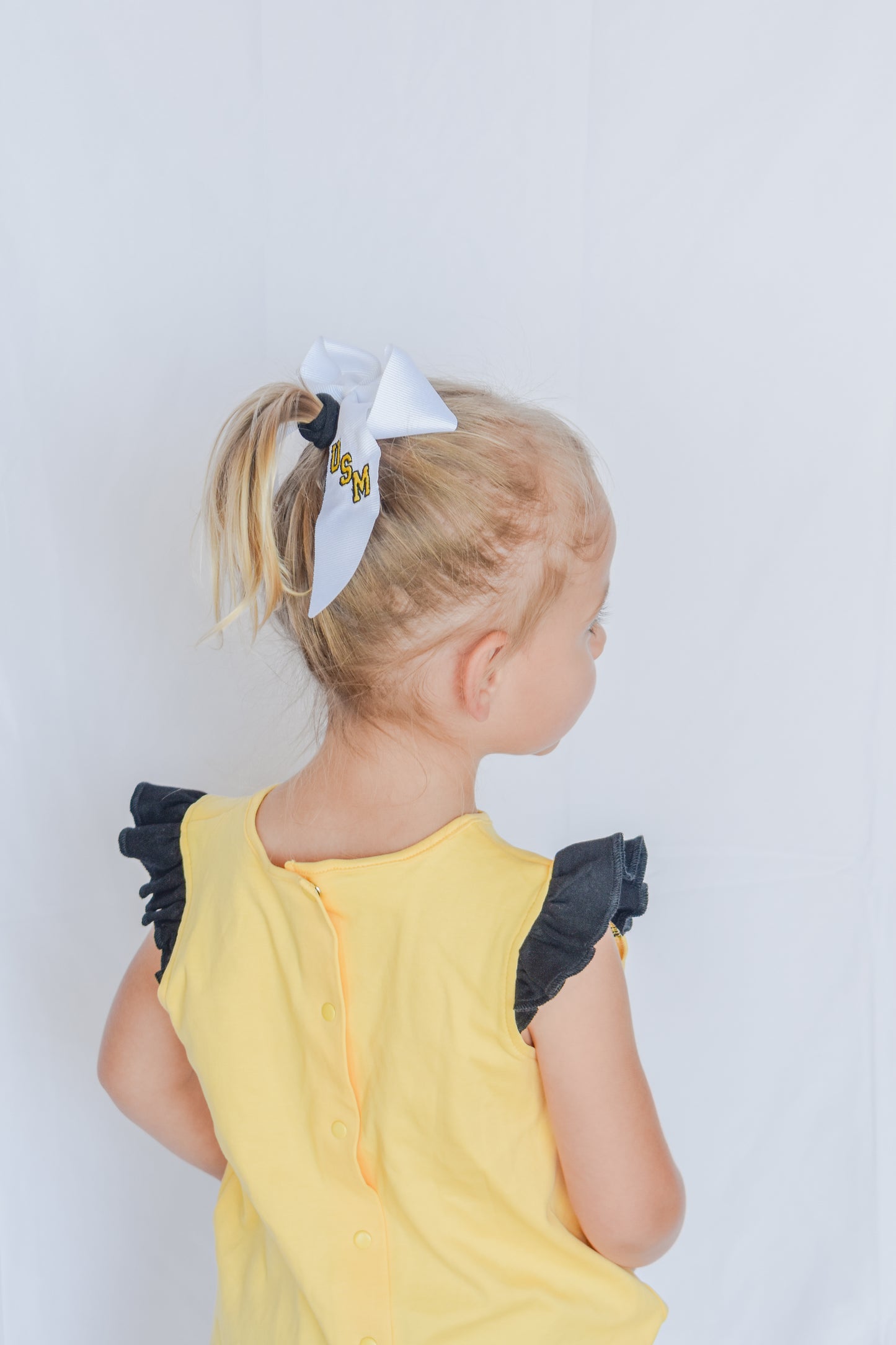 Embroidered Gameday King Classic Wrap Bow