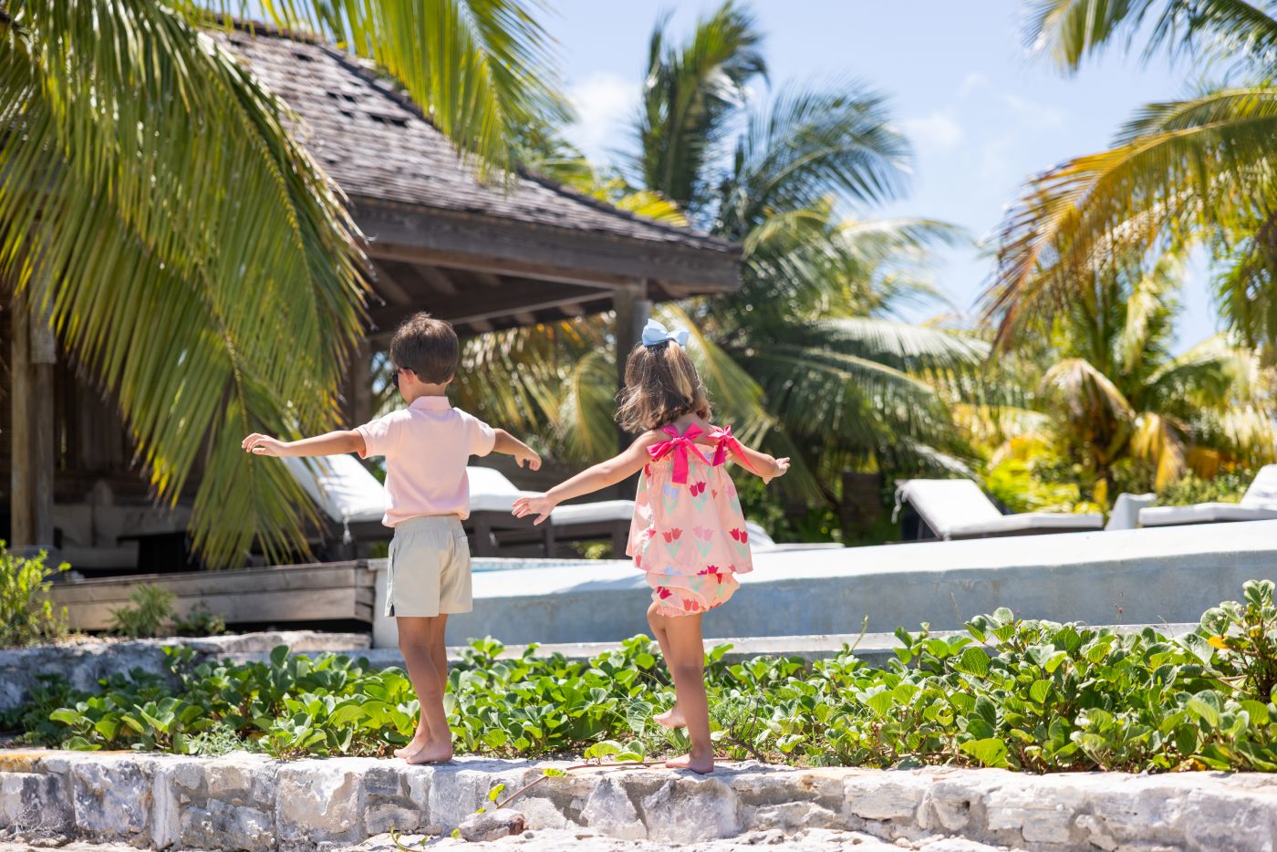 Lainey’s Little Set-Flower in the Dell