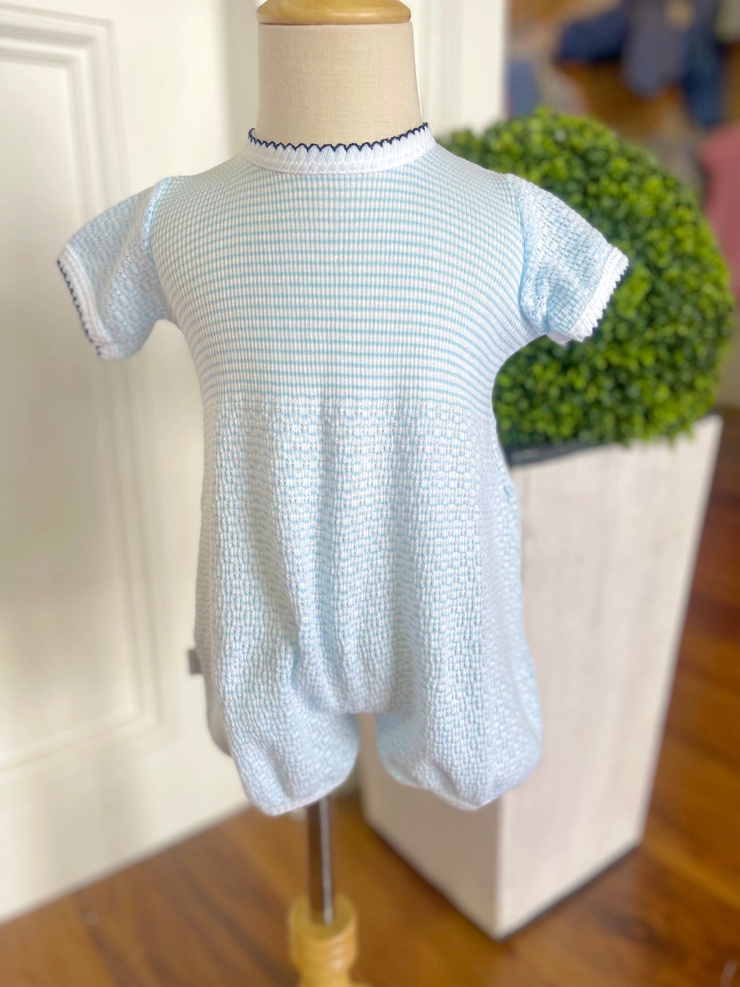 Paty Pinstripe Bubble