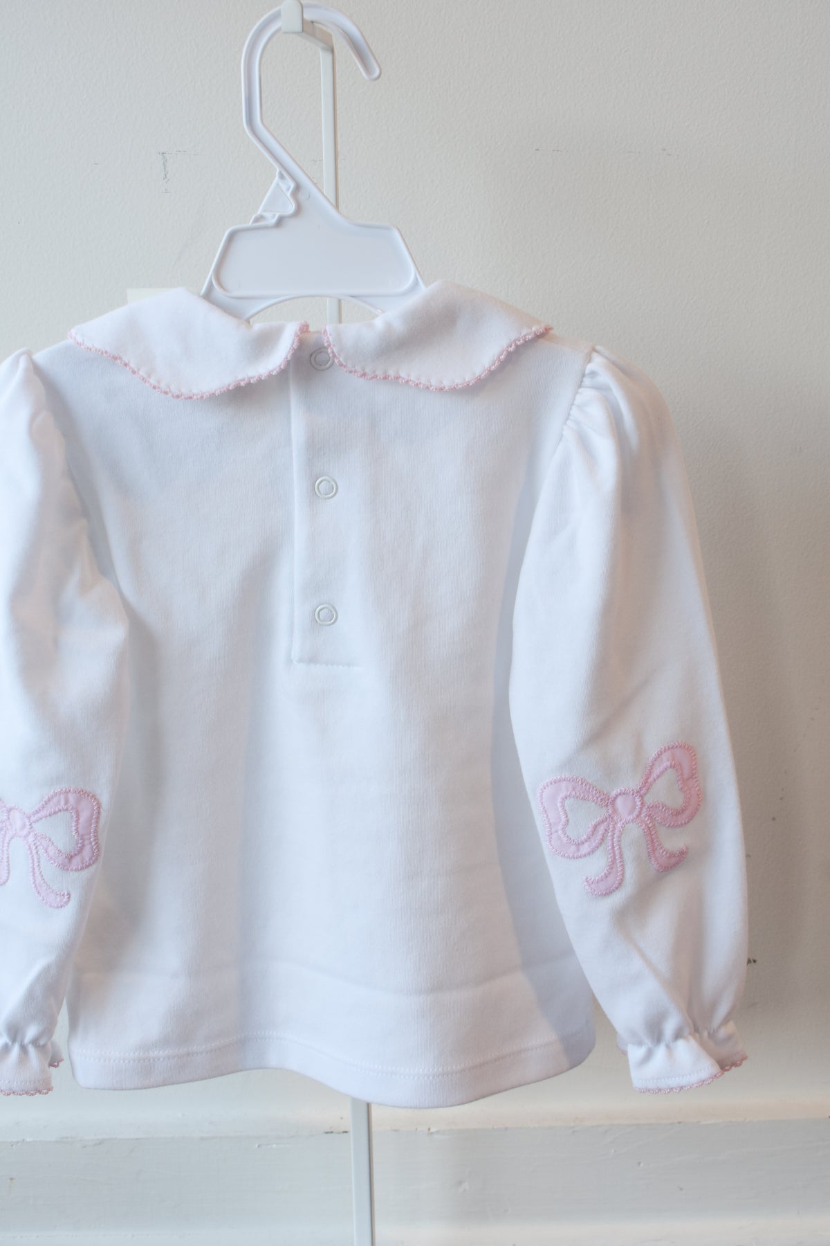 Emma’s Elbow Top-White/Palm Beach Pink