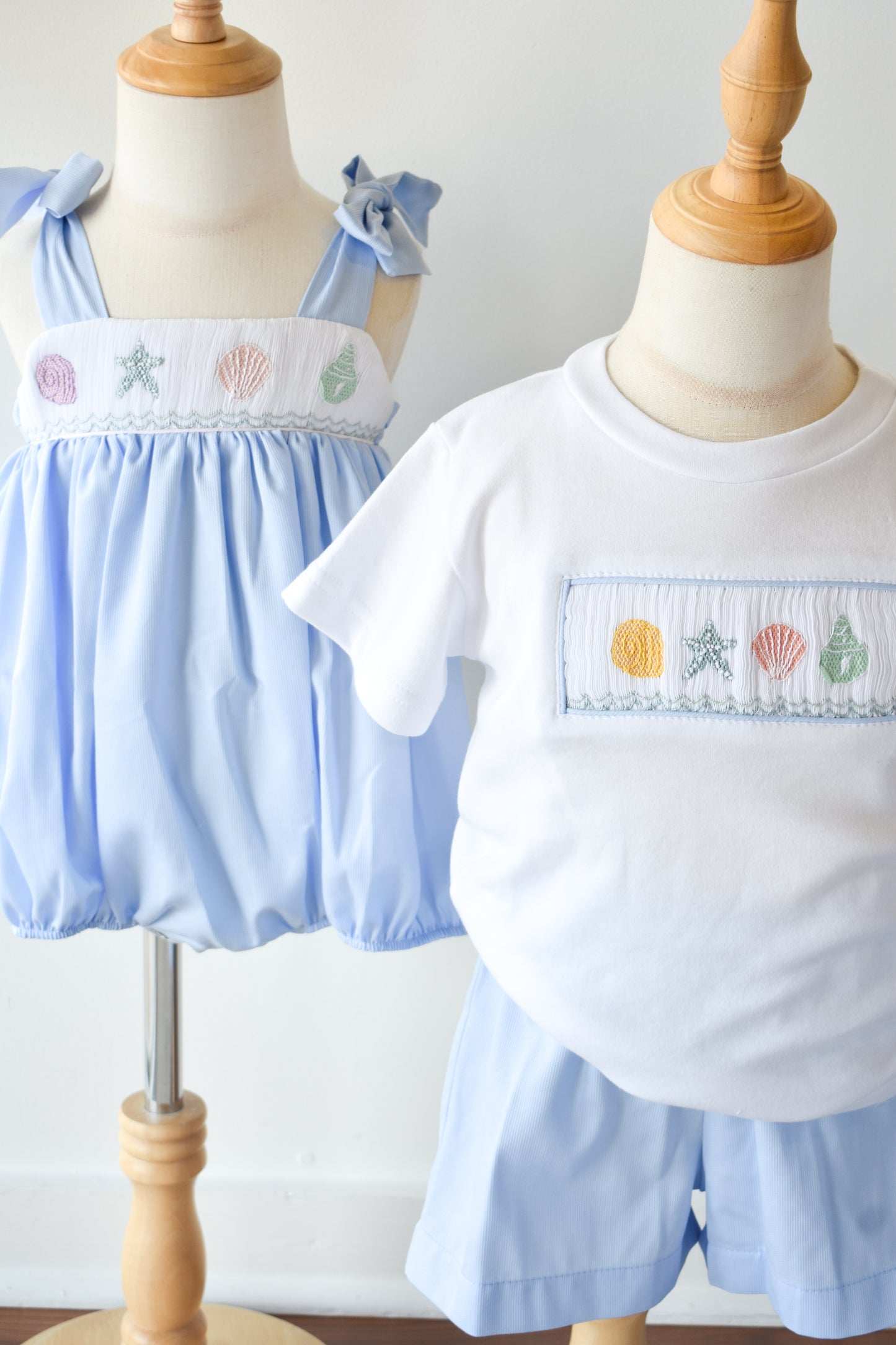 Tom Seashell Smocked Short Set