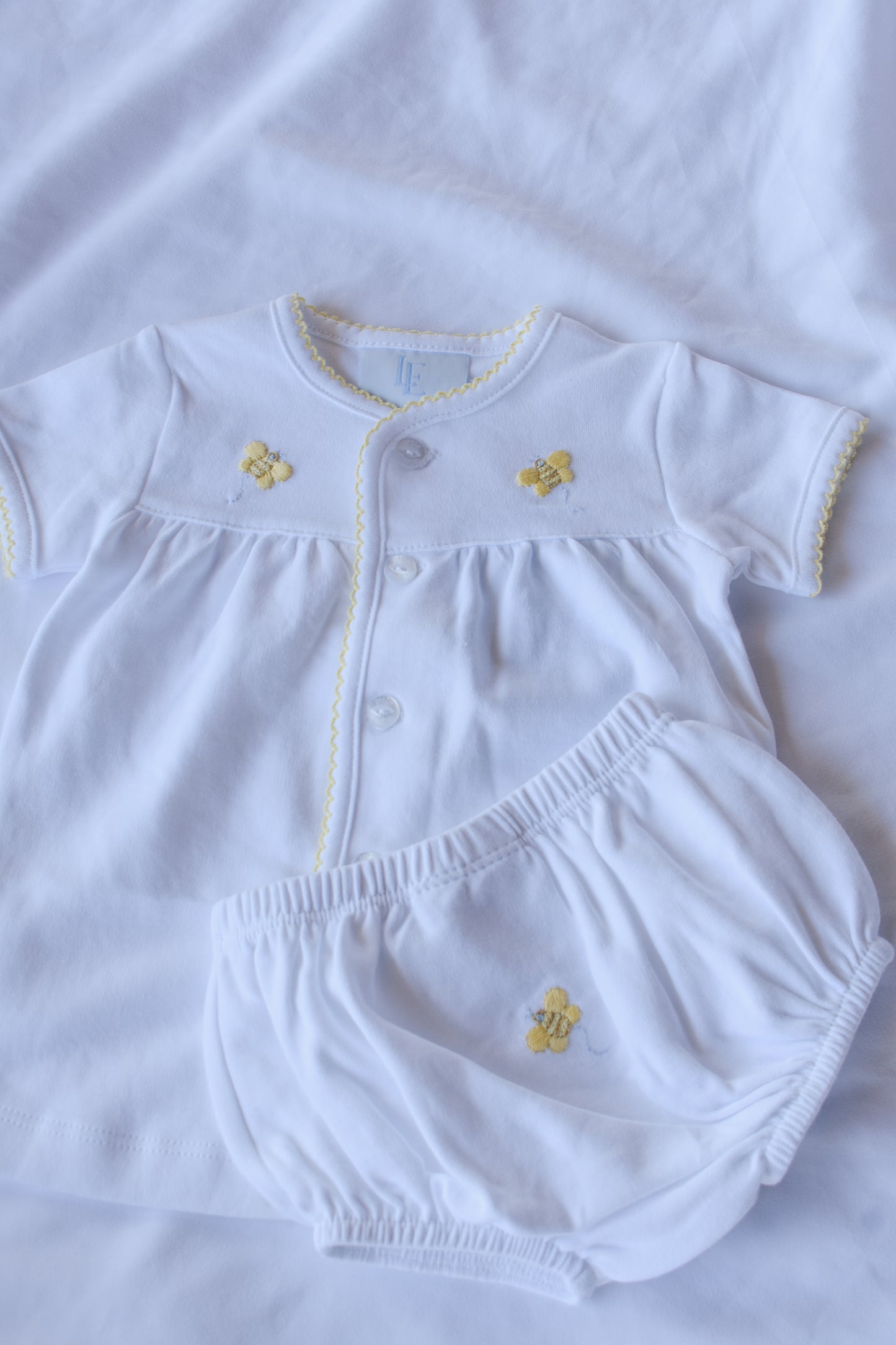 Pinpoint Layette Knit Set-Baby Bee
