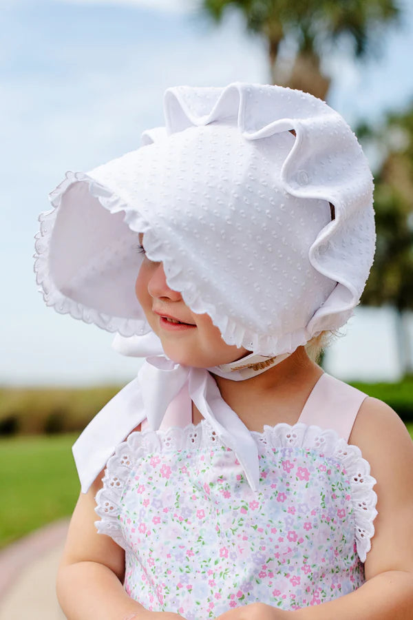 BelleFaire Bonnet-White Dallas Dot