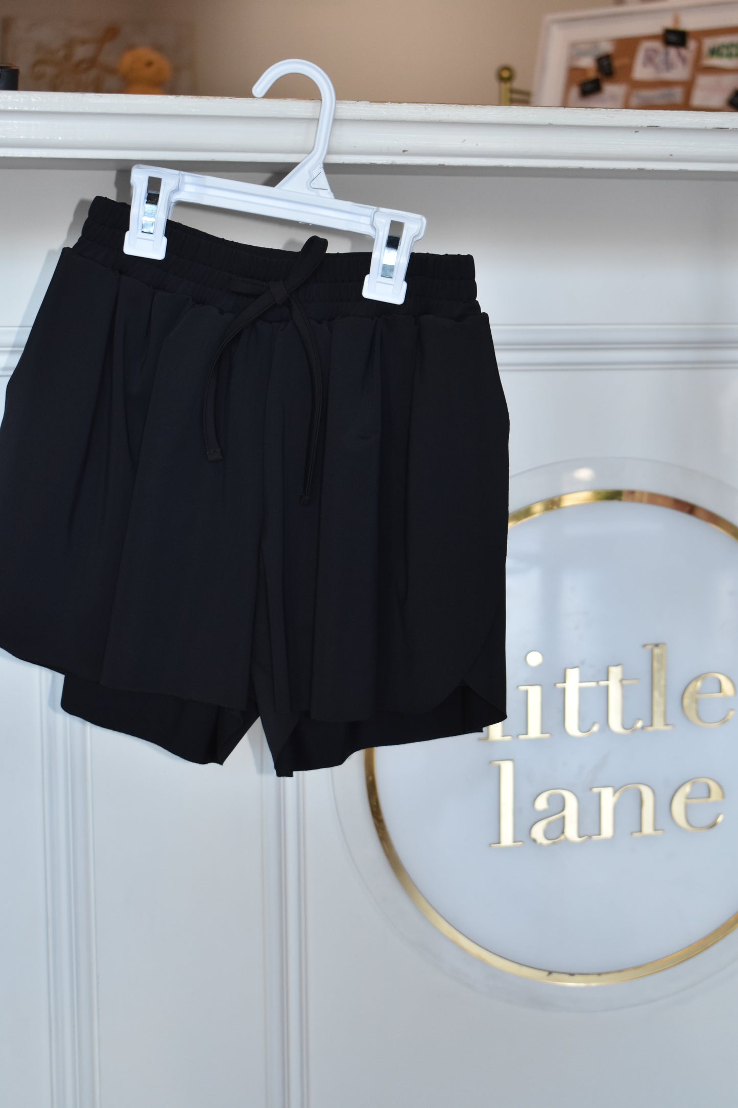 Butterfly Shorts-Black