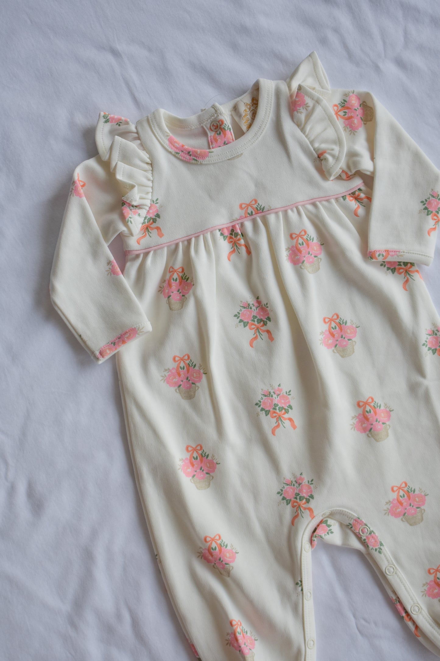 Leigh Ann Angel Sleeve Romper-Nonesuch Stems