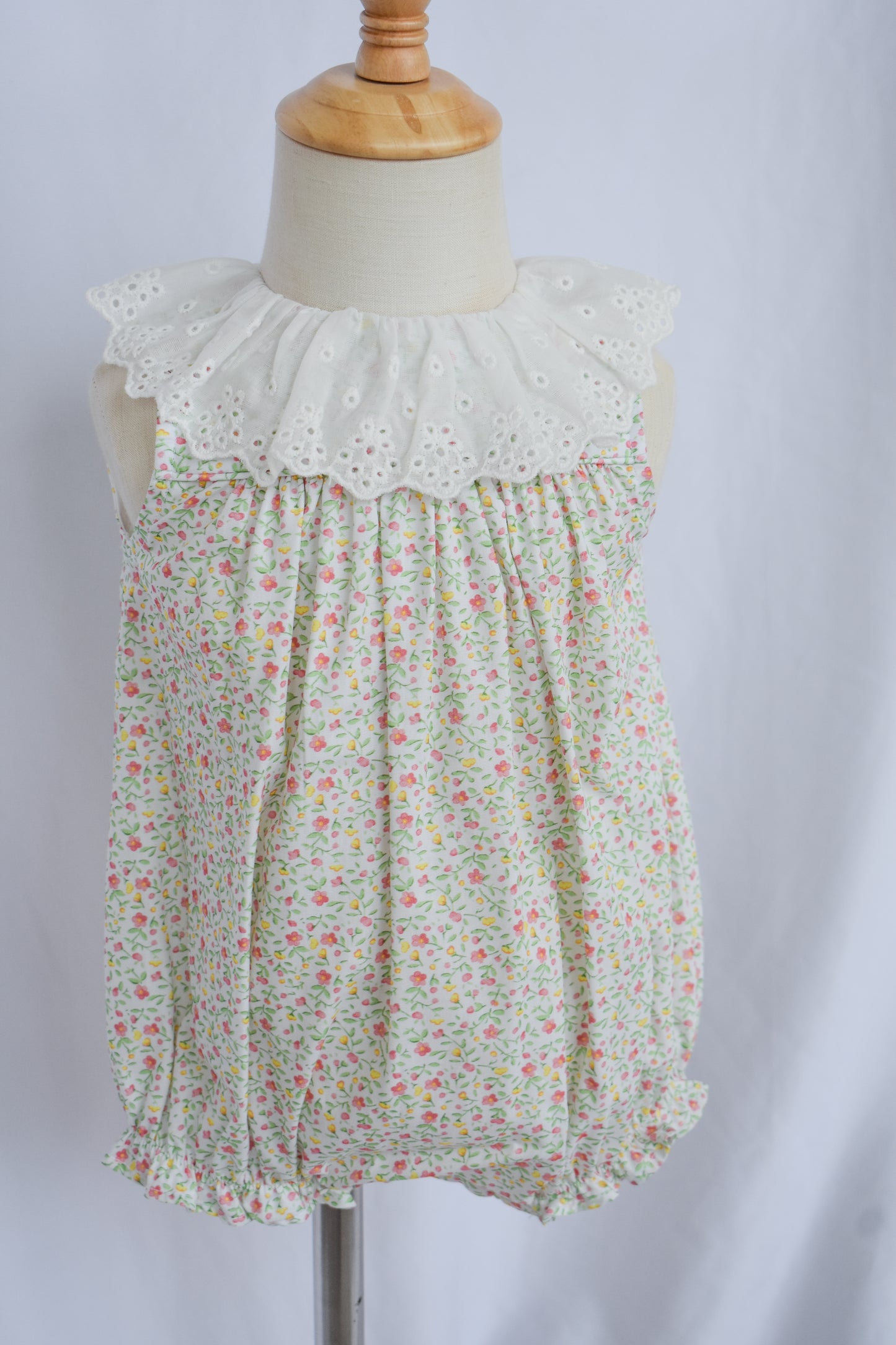 Cottage Gardens Eyelet-Collared Bubble