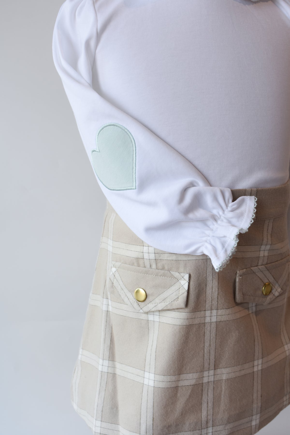 Emma’s Elbow Top-White/Greenwich Green
