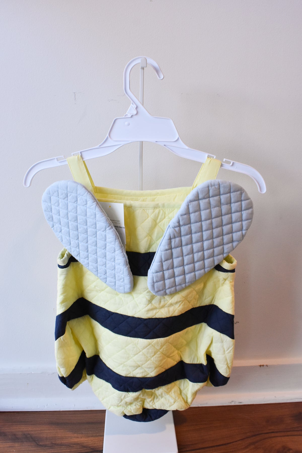 Happy Halloween Costume: Bubble Bee Bubble