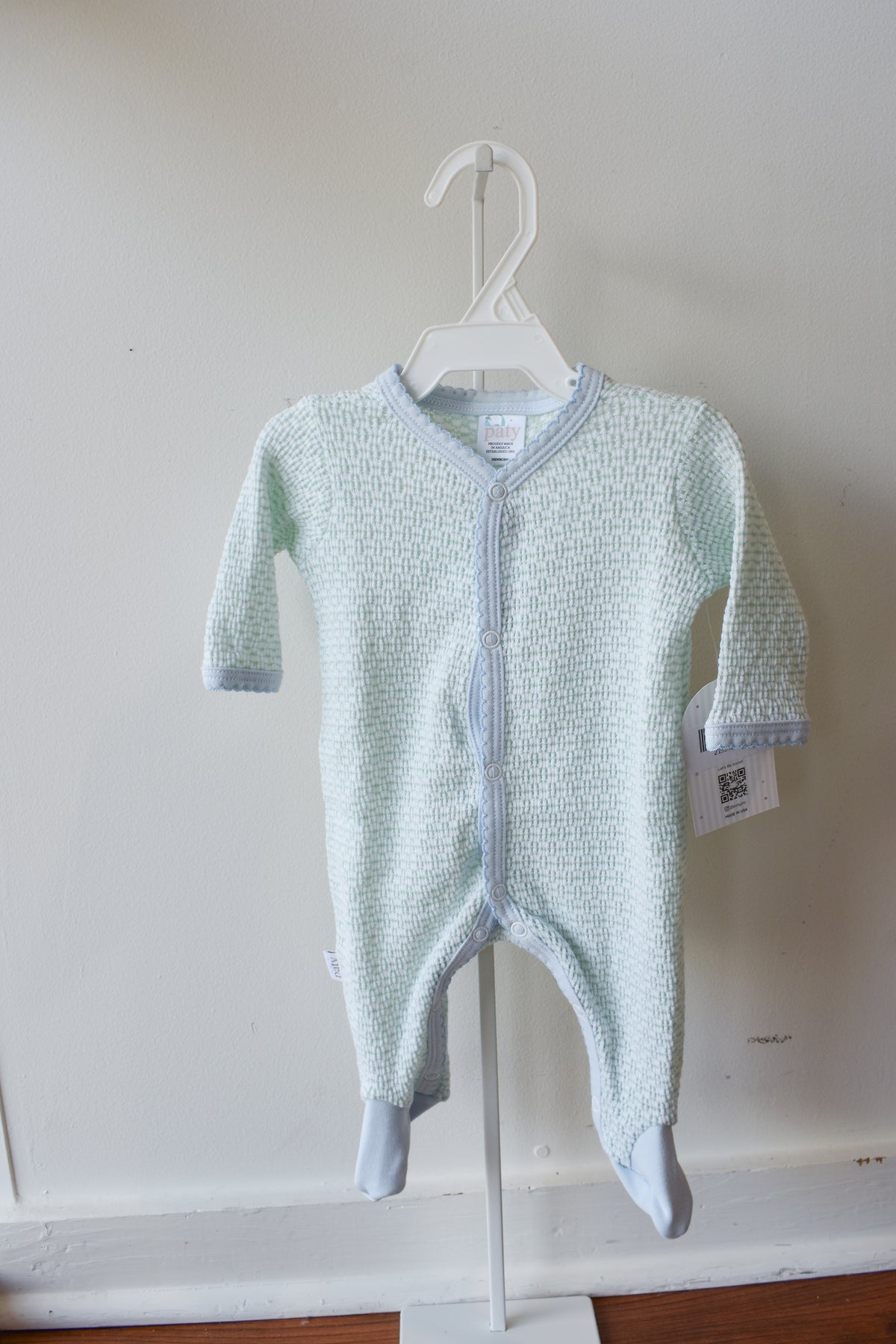 Paty Straight Sleeve Snap Button Pima Trim Footie