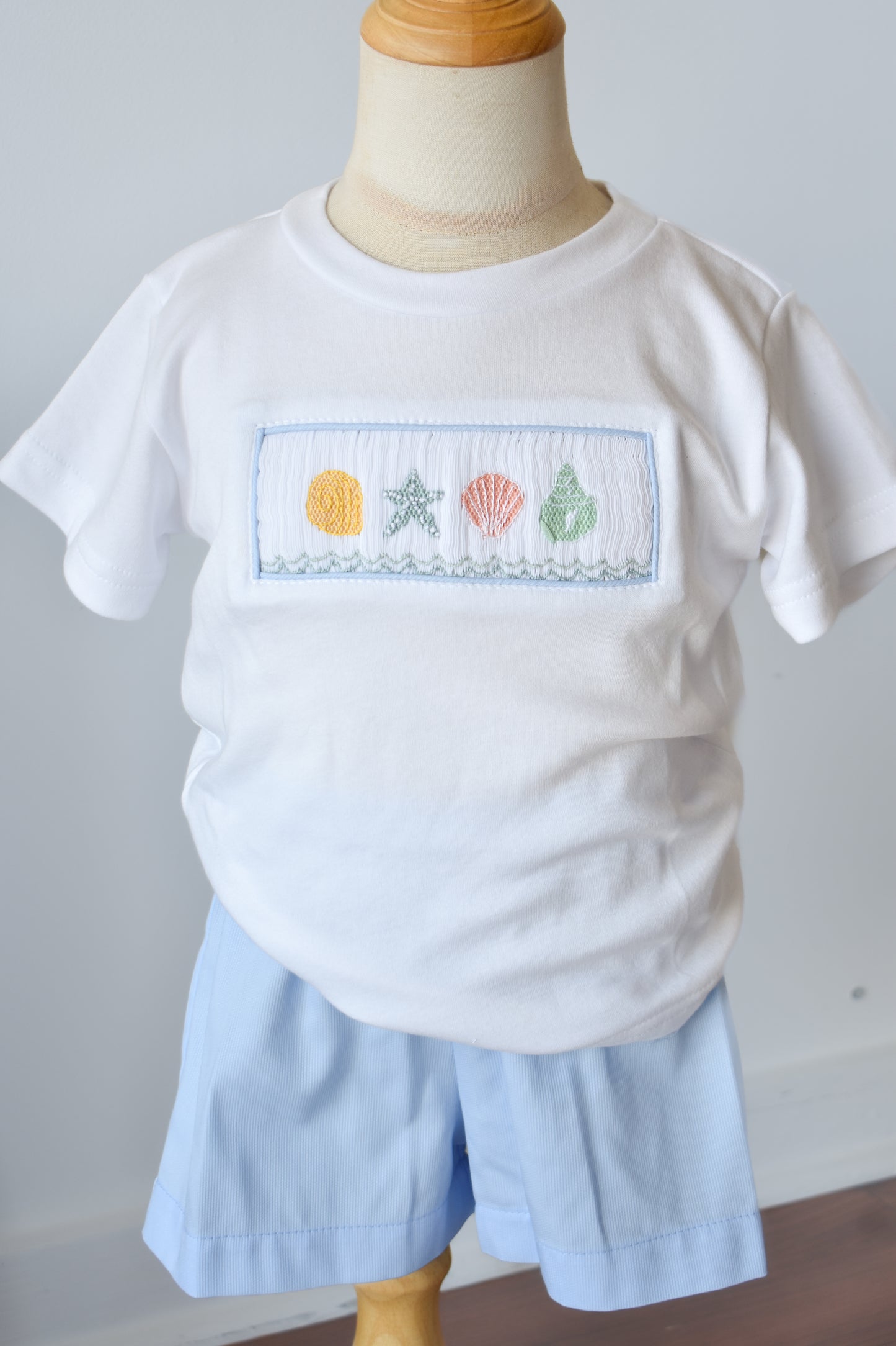 Tom Seashell Smocked Short Set