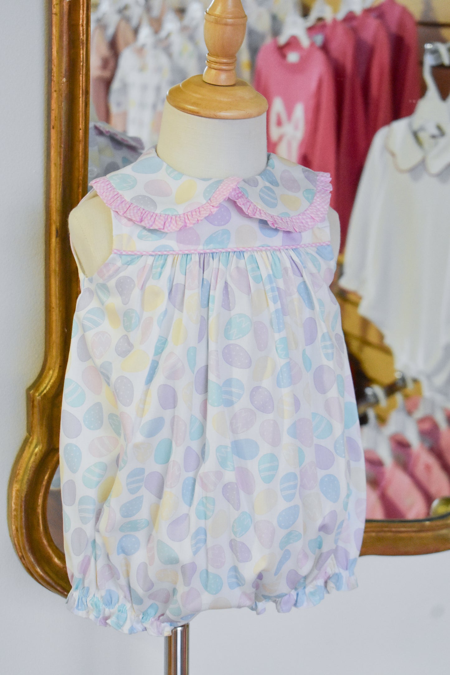 Egg Hunt Ruffled Bubble