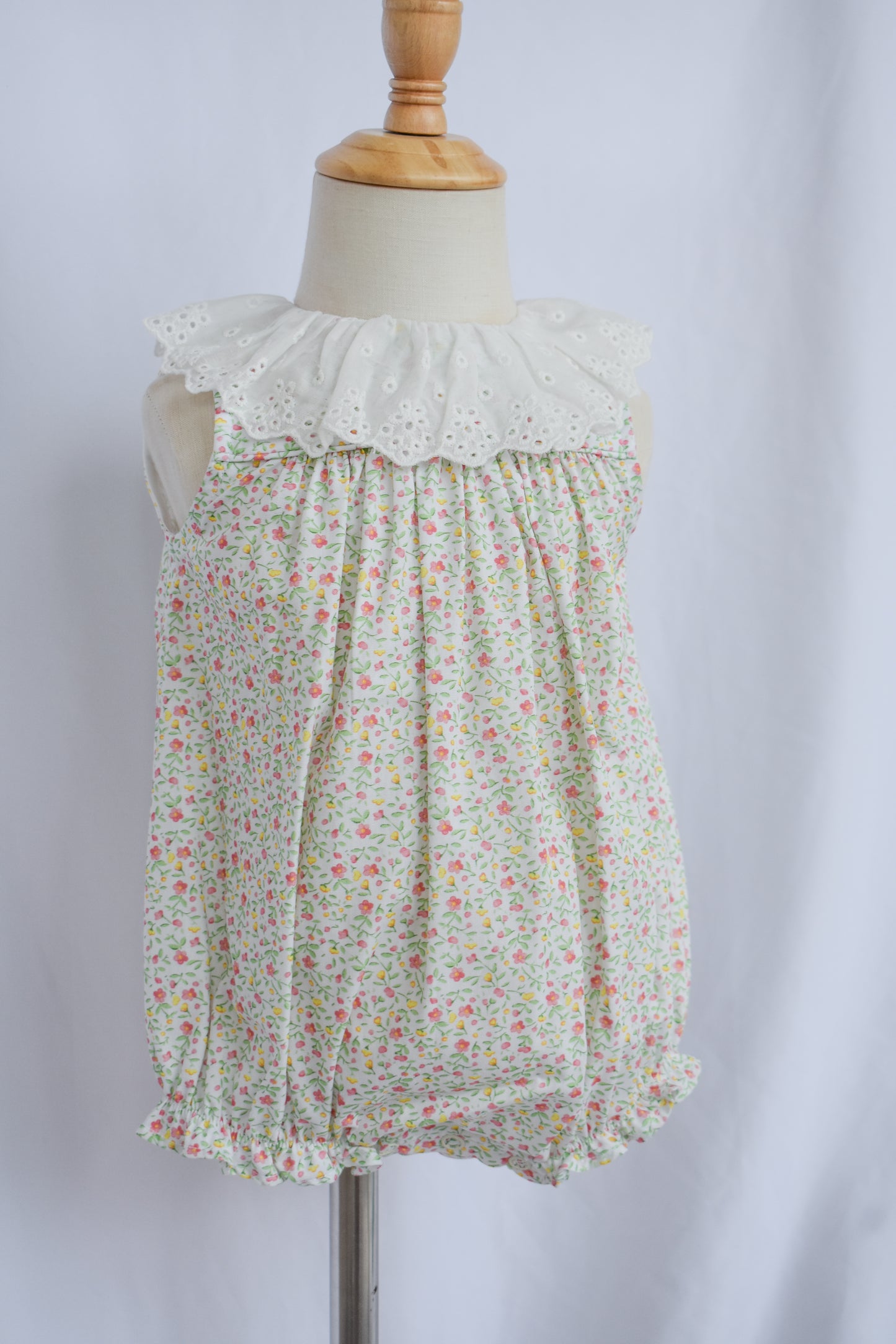 Cottage Gardens Eyelet-Collared Bubble