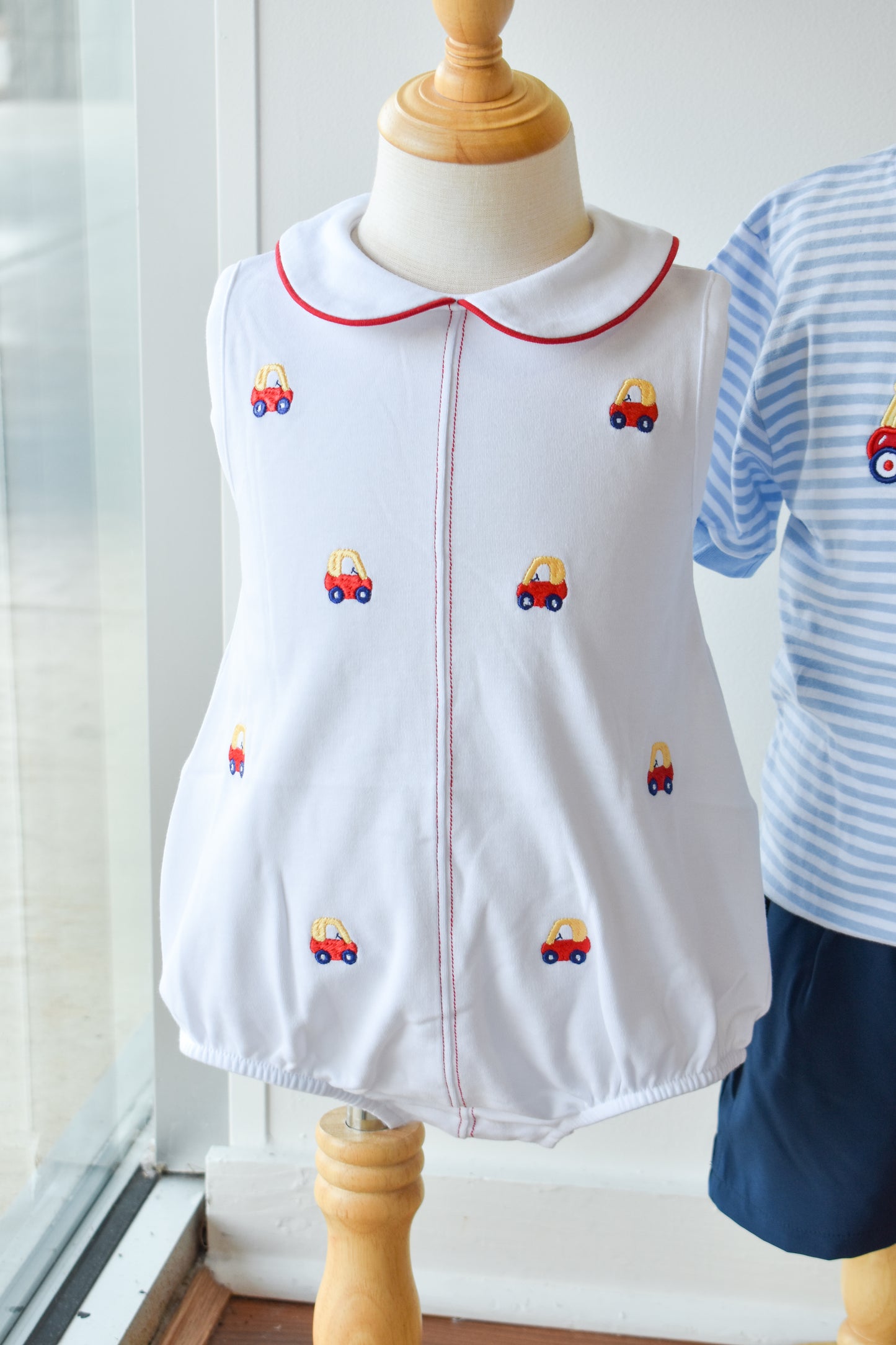 Embroidered Peter Pan Bubble-Cruisin'