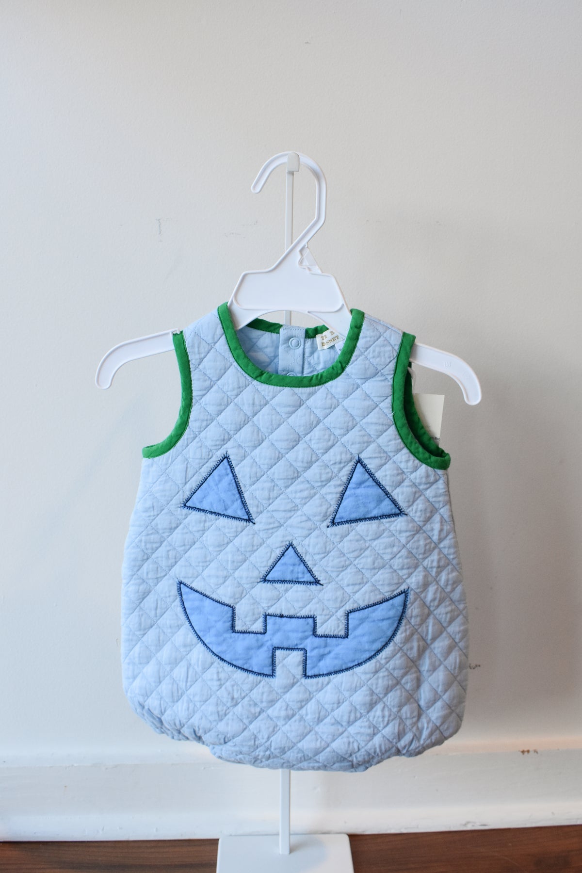 Happy Halloween Costume: Jack-O’-Lantern Boy Bubble