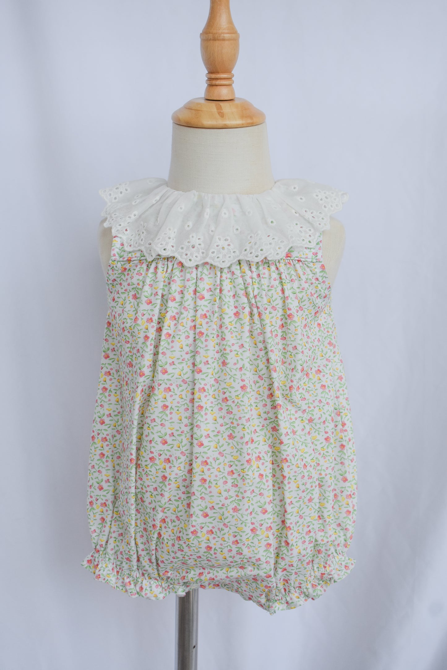Cottage Gardens Eyelet-Collared Bubble