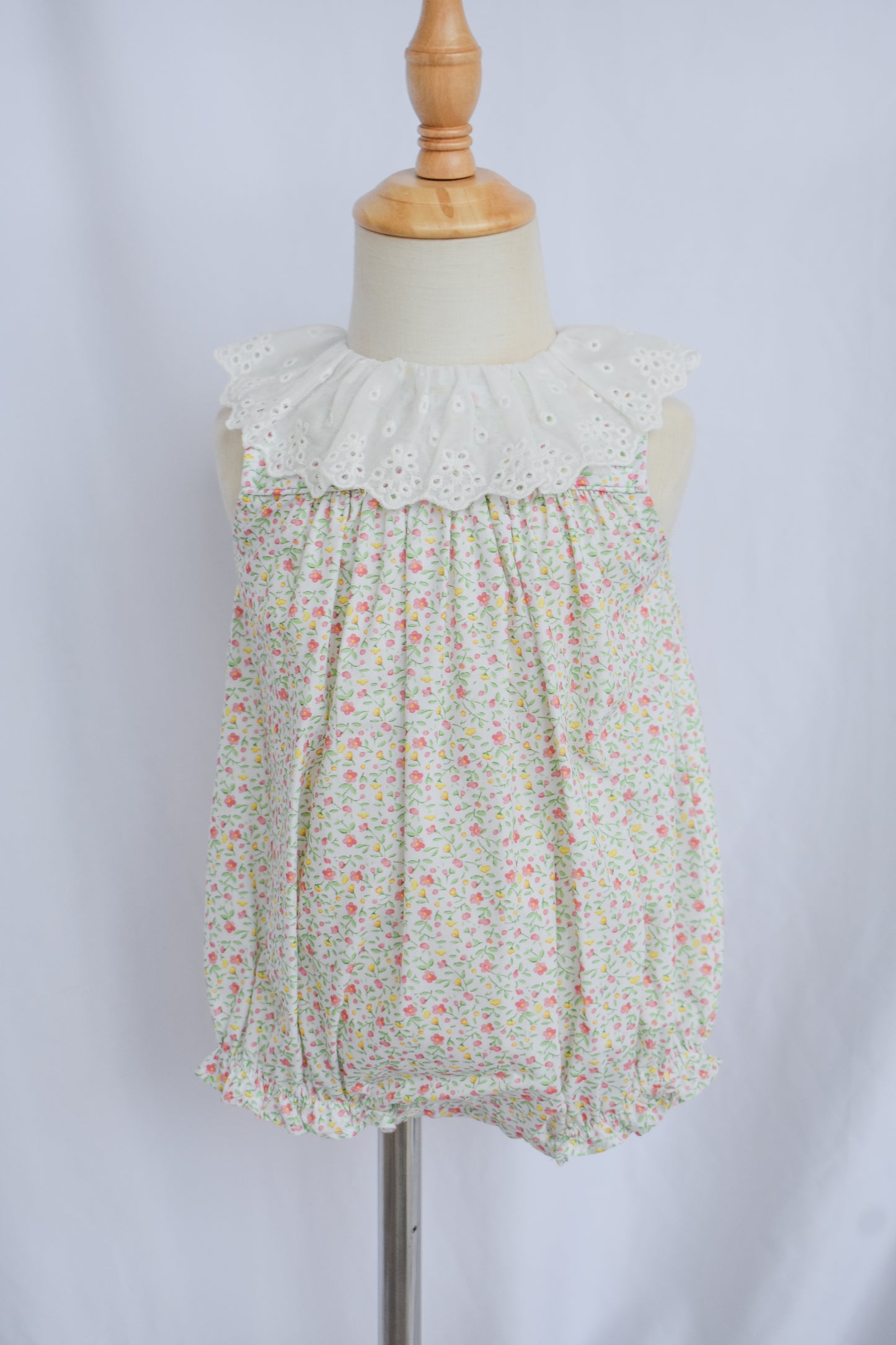 Cottage Gardens Eyelet-Collared Bubble