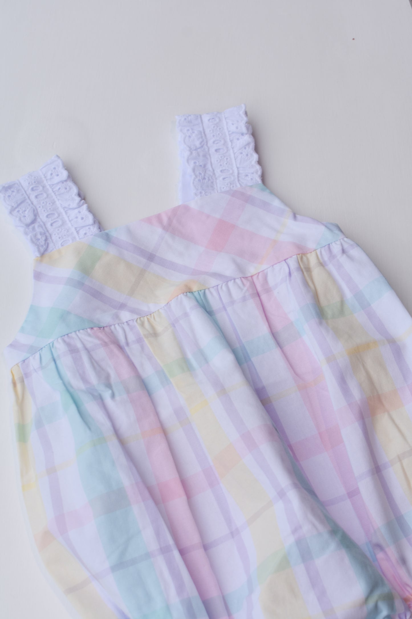 Babs Bubble-Brunch Plate Plaid