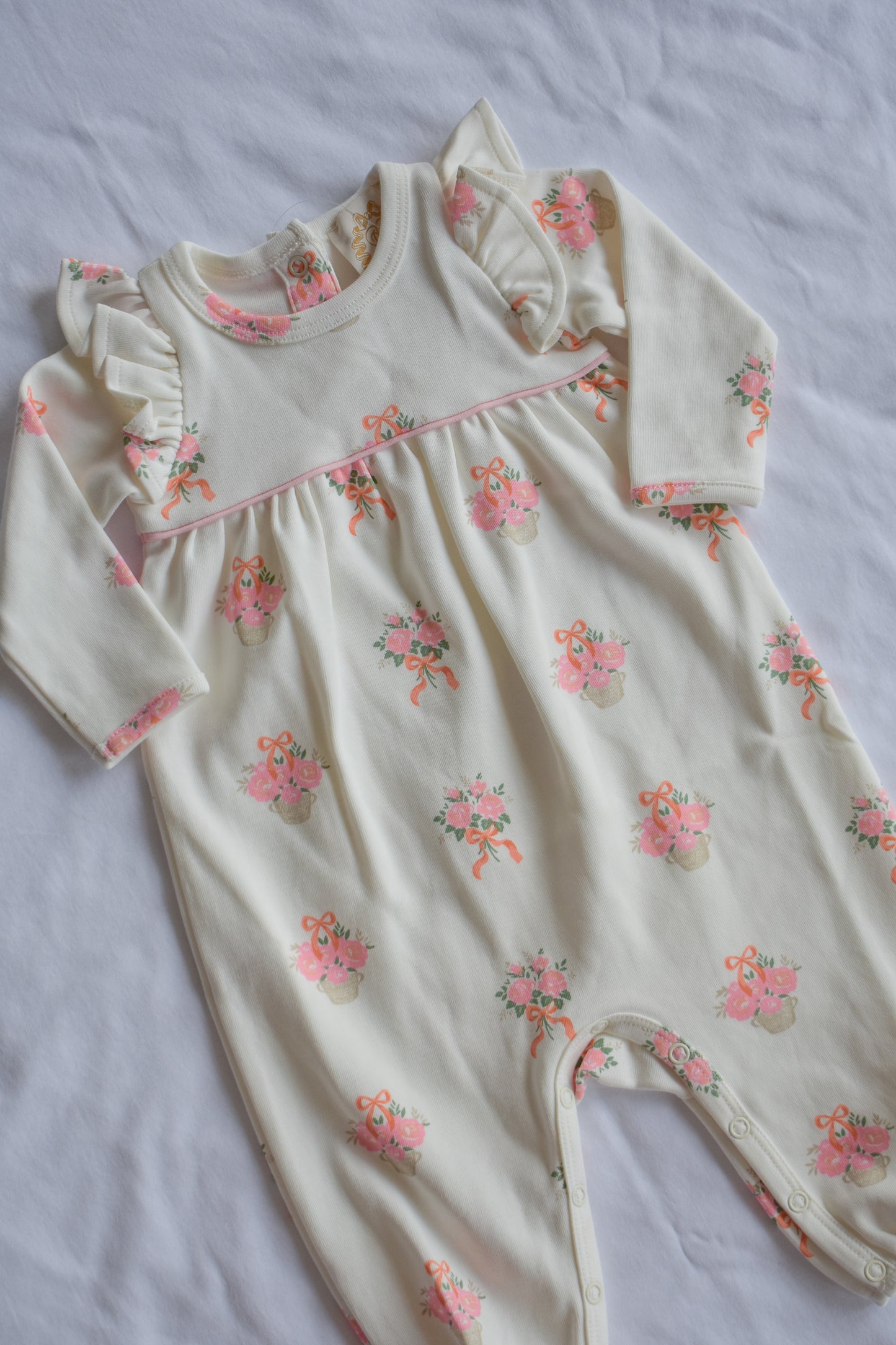 Leigh Ann Angel Sleeve Romper-Nonesuch Stems