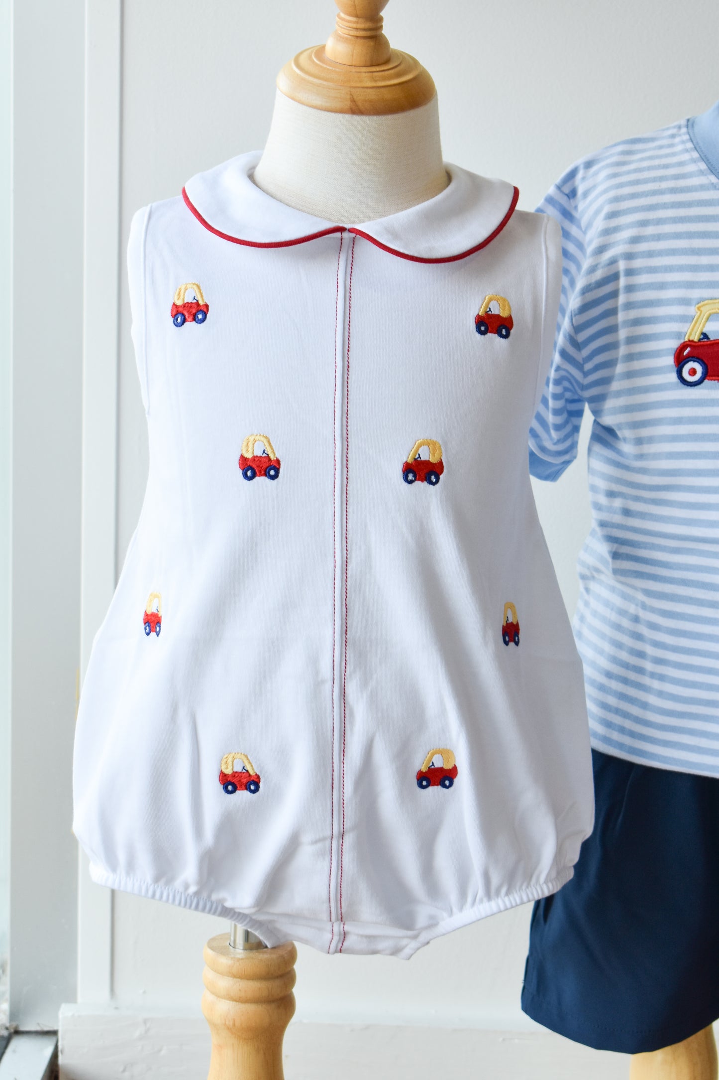 Embroidered Peter Pan Bubble-Cruisin'