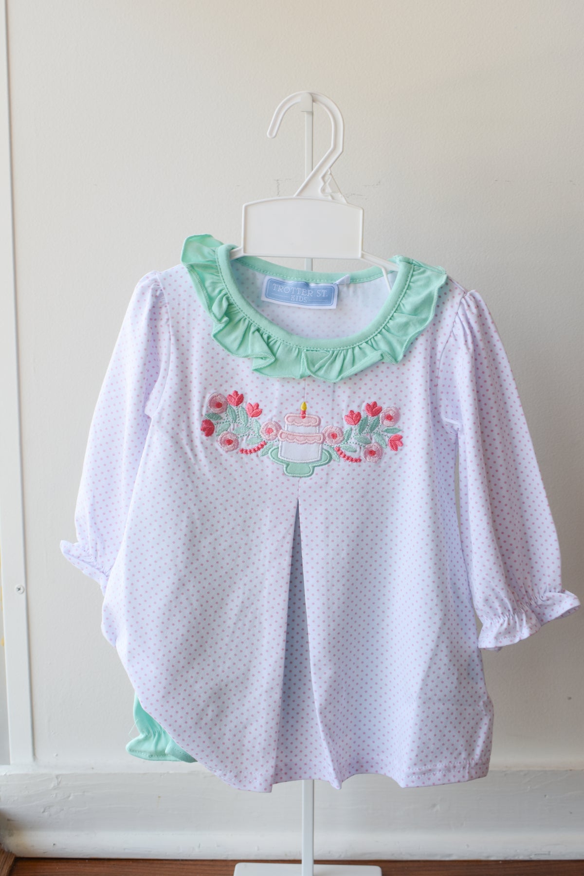Birthday Ruffle Knit Bloomer Set