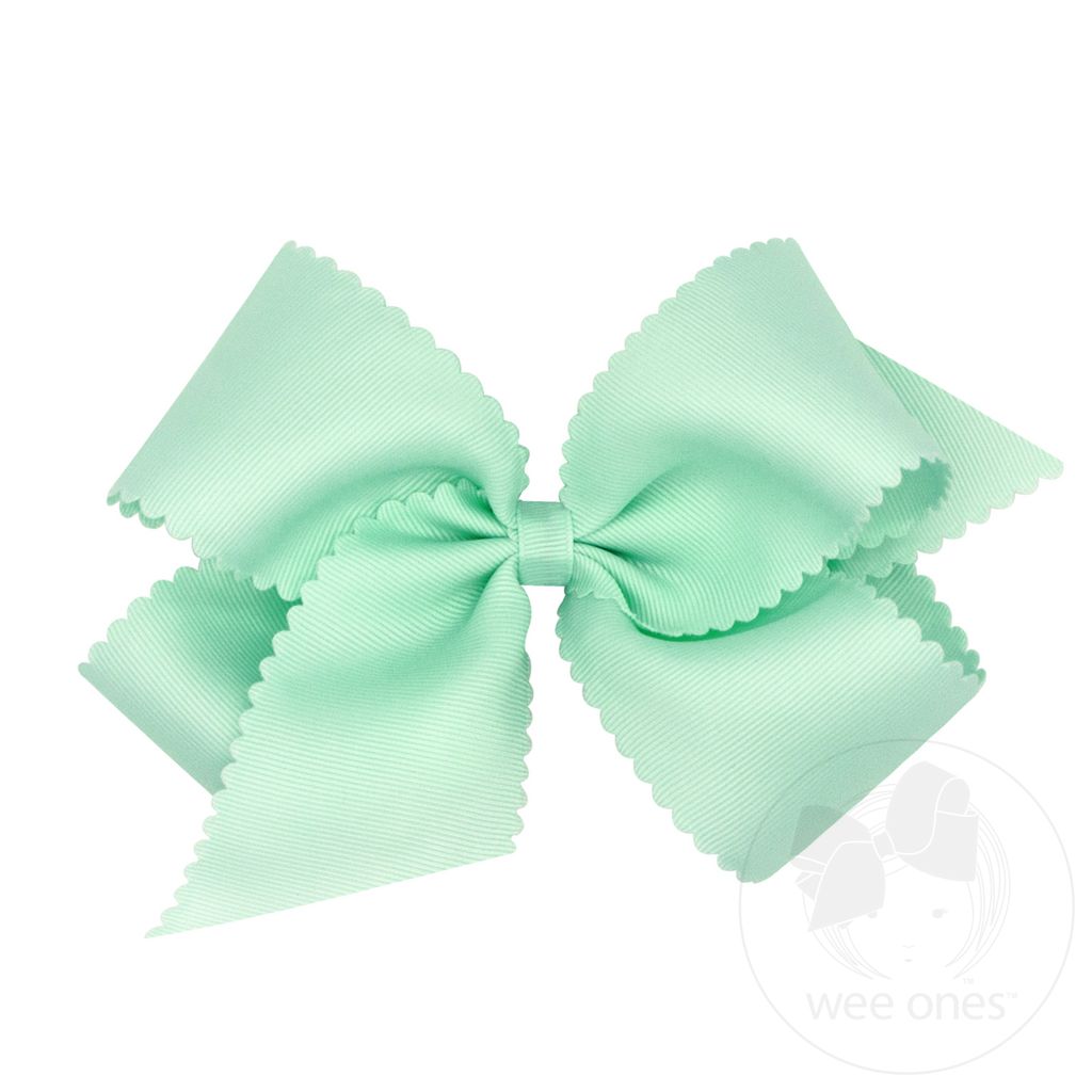 King Scallop Edge Classic Wrap Bow