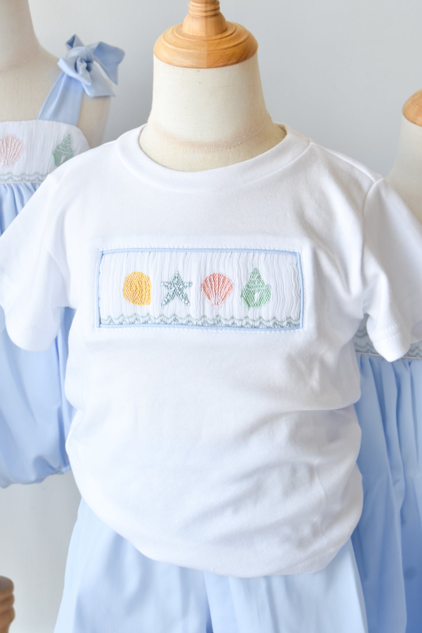 Tom Seashell Smocked Short Set