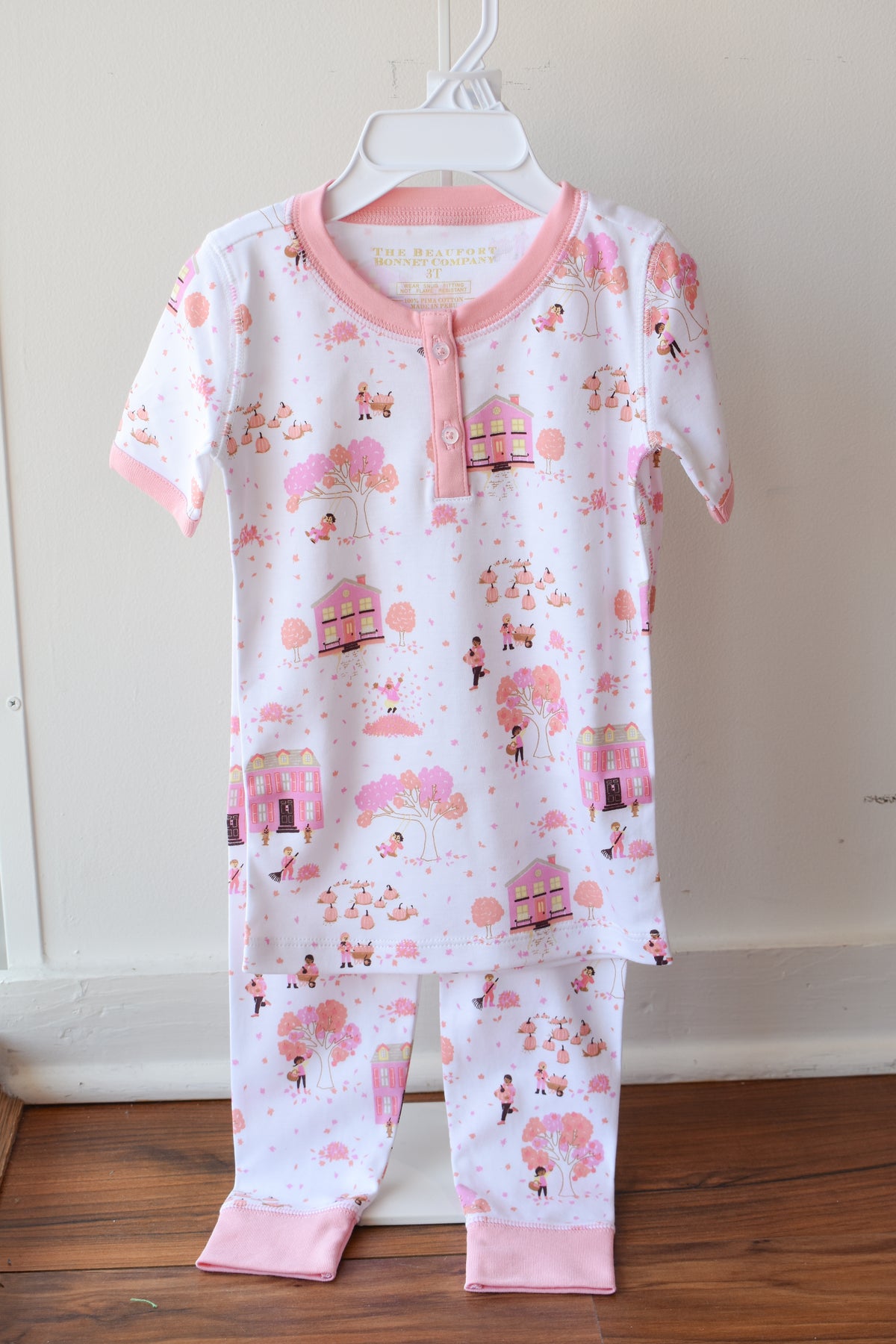 Sara Jane's Short Sleeve Set-Fall on Fincastle