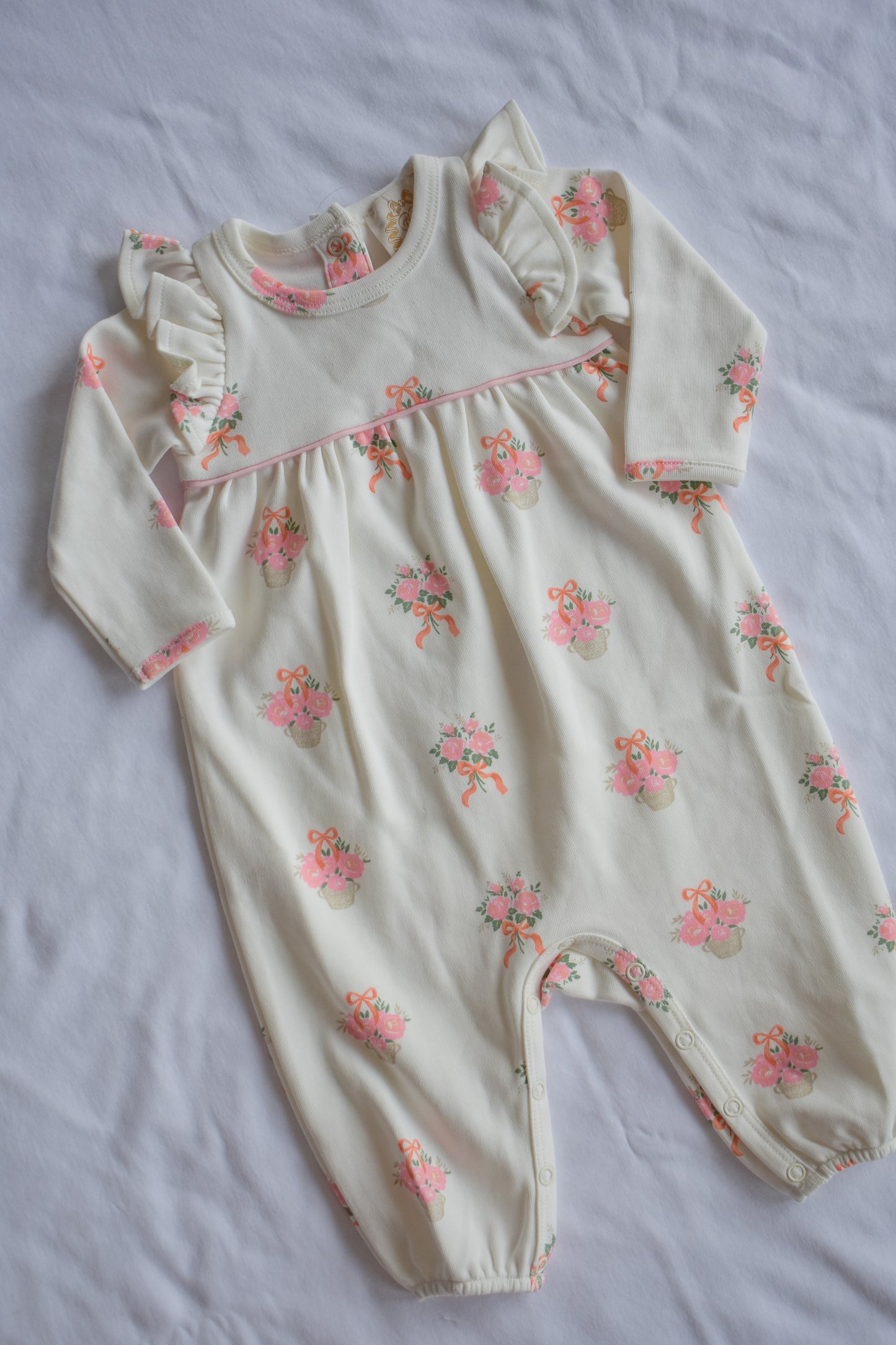 Leigh Ann Angel Sleeve Romper-Nonesuch Stems
