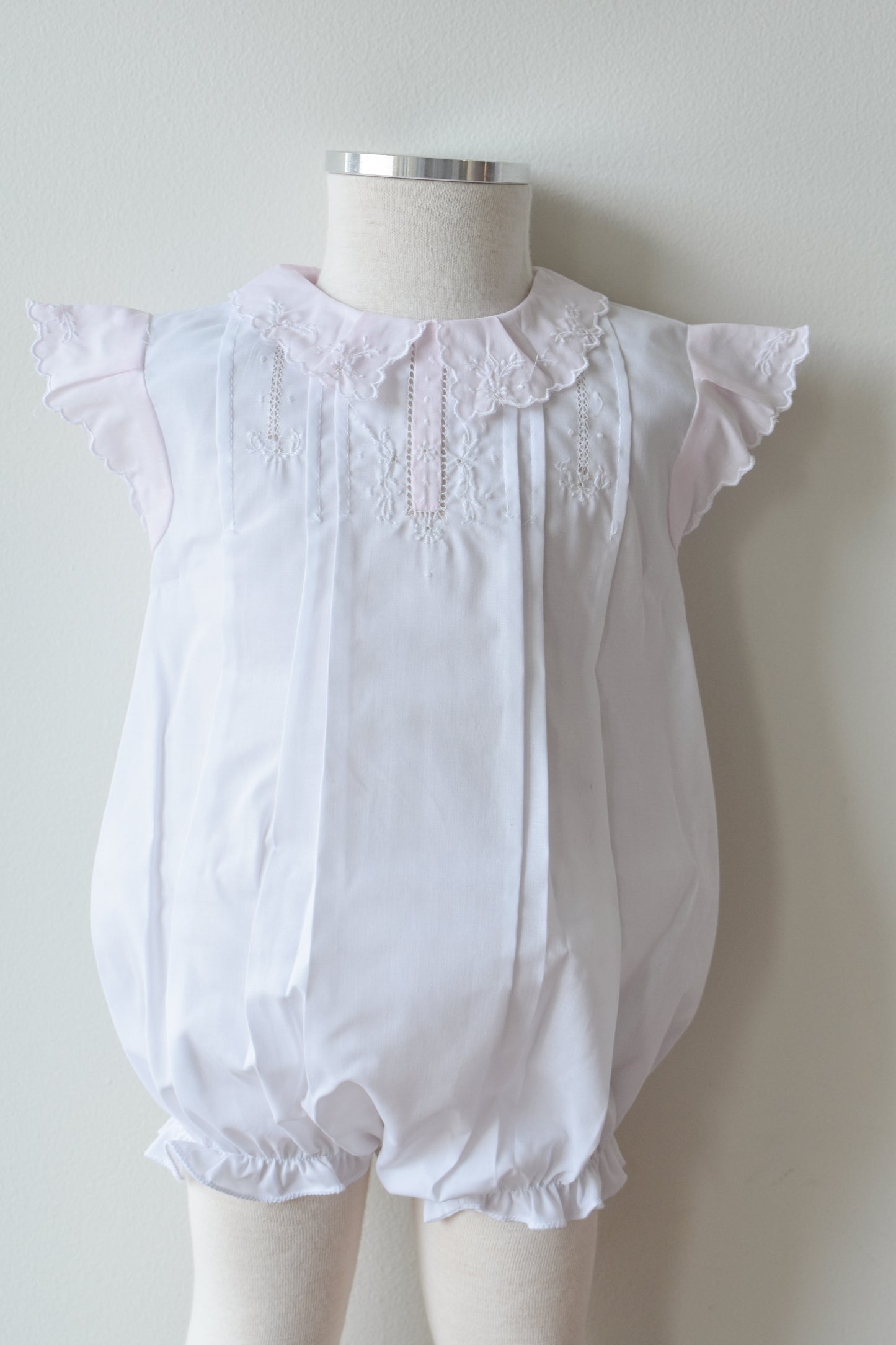 Vintage Fly Sleeve Romper-White/Pink Trim