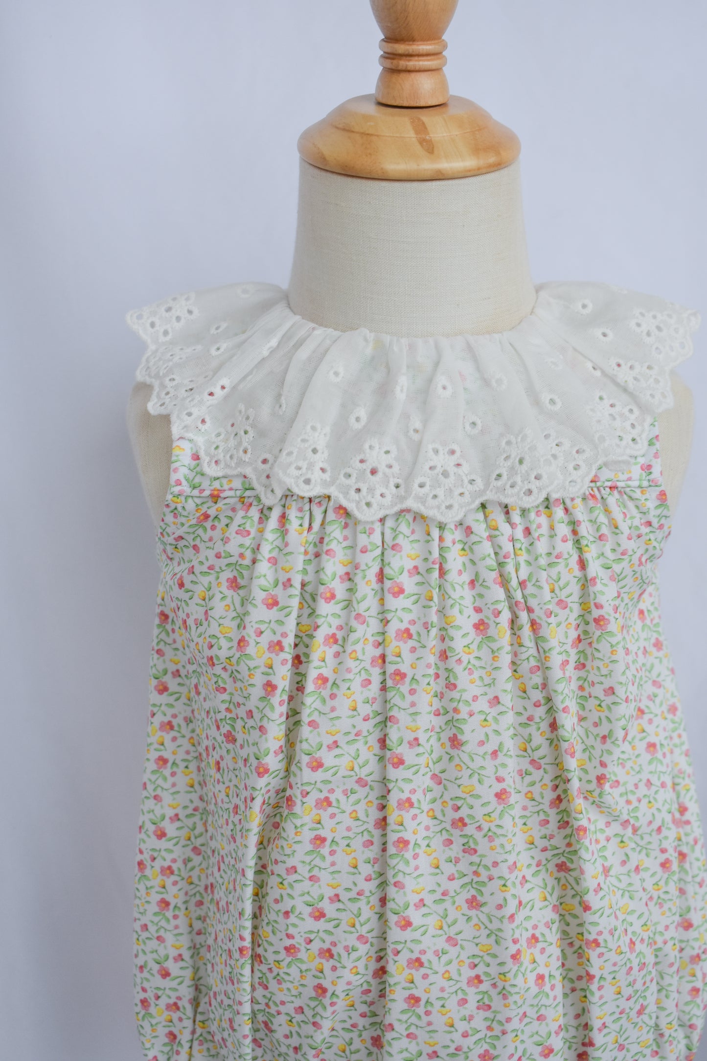 Cottage Gardens Eyelet-Collared Bubble