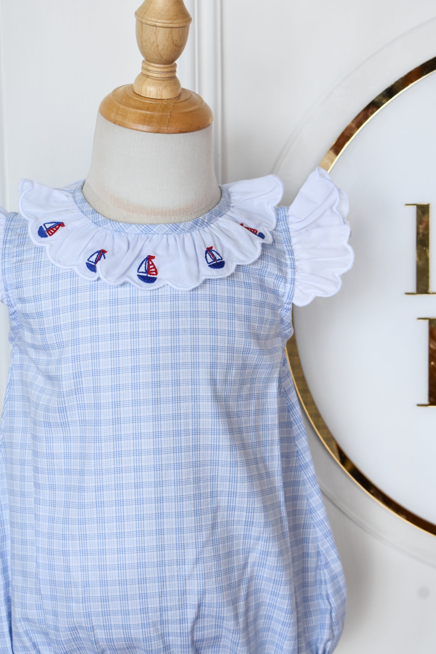 Mini Sails Scalloped Angel Bubble