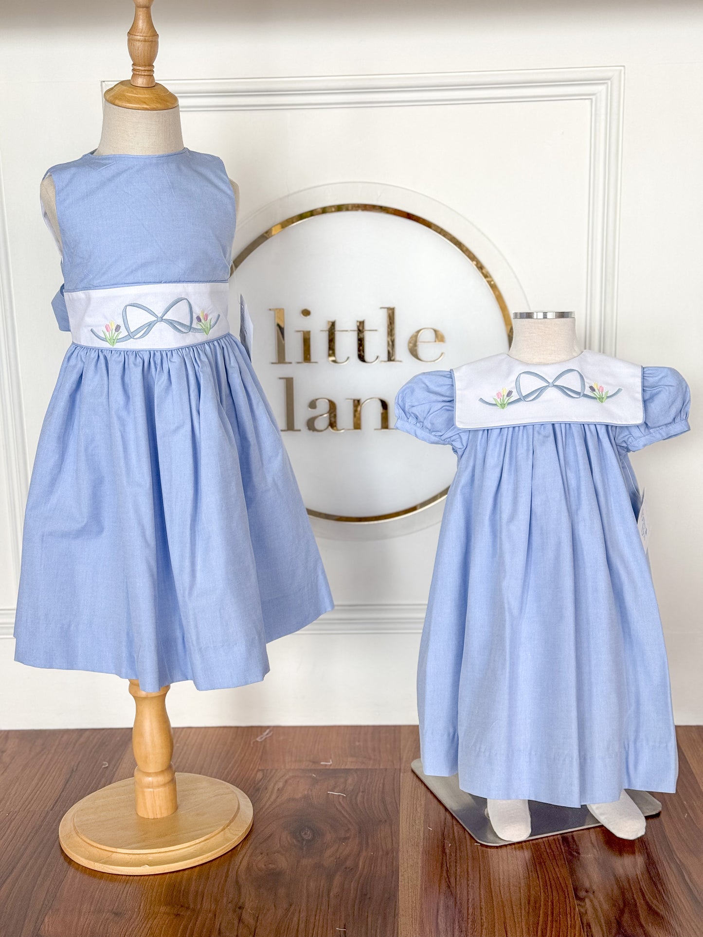 Chambray Bow Float