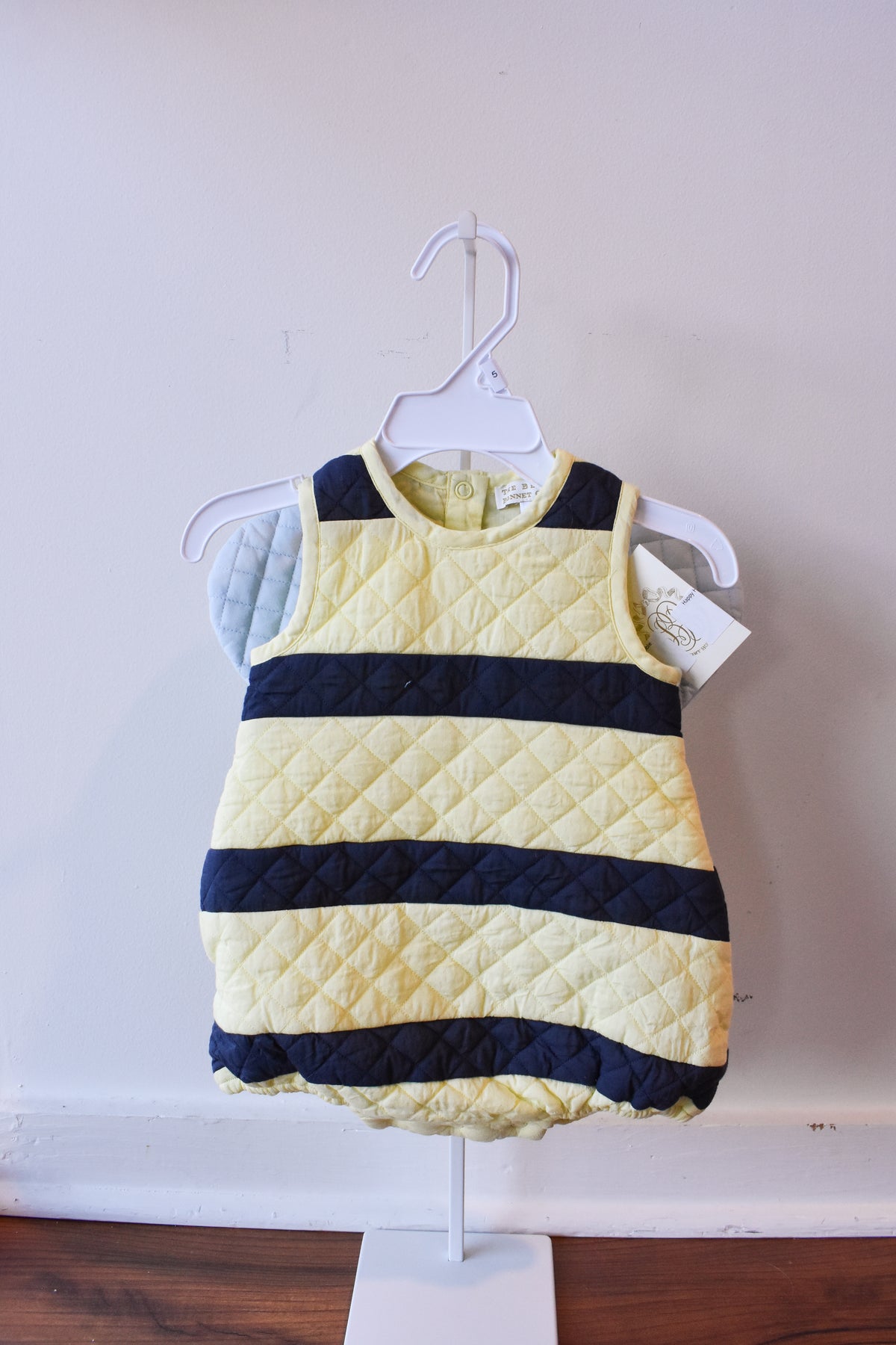 Happy Halloween Costume: Bubble Bee Bubble