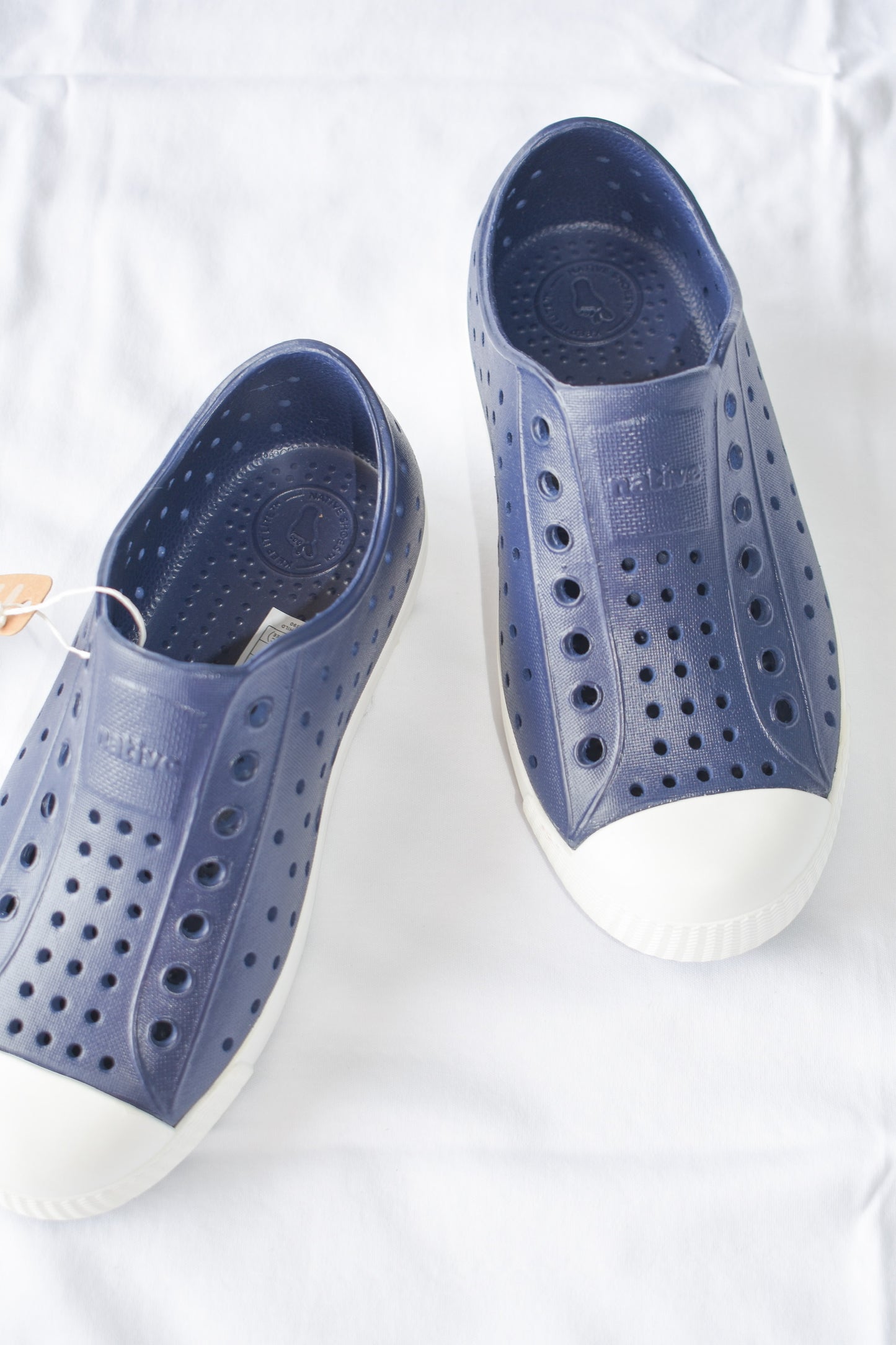 Native Jefferson-Regatta Blue/Shell White