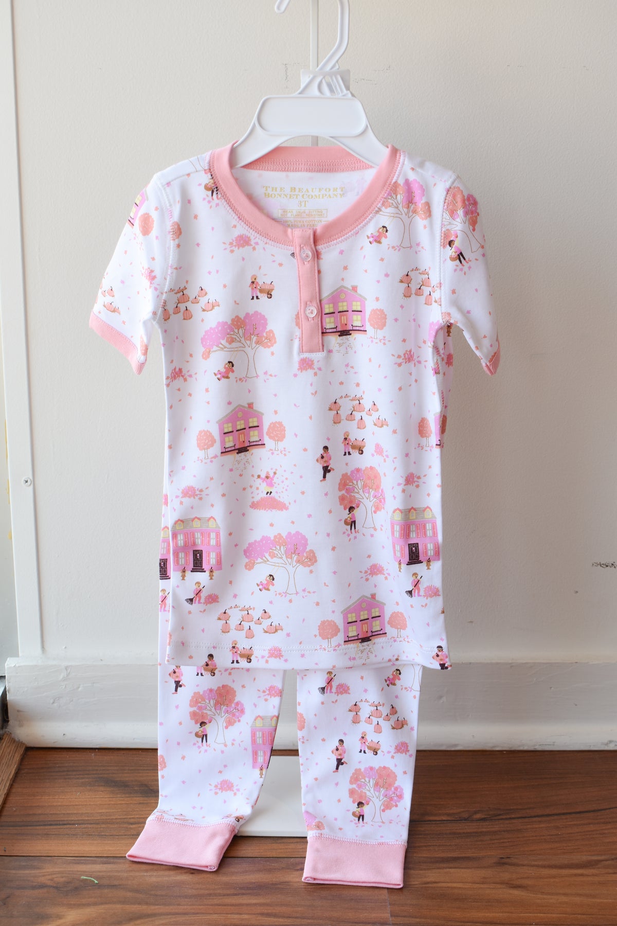Sara Jane's Short Sleeve Set-Fall on Fincastle