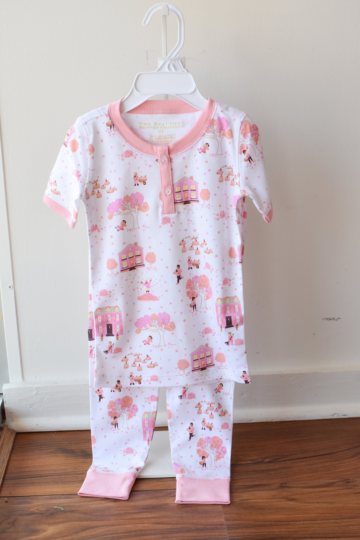 Sara Jane's Short Sleeve Set-Fall on Fincastle