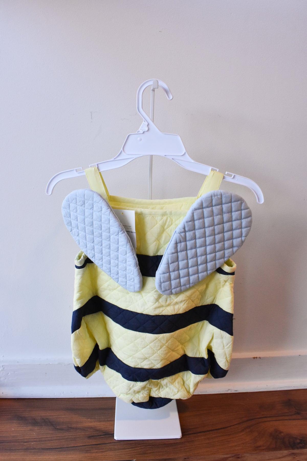 Happy Halloween Costume: Bubble Bee Bubble