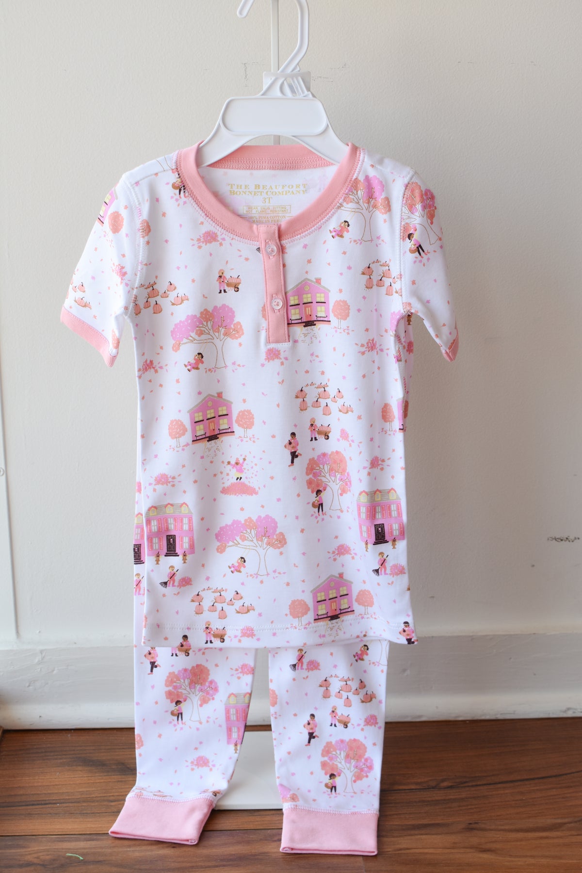 Sara Jane's Short Sleeve Set-Fall on Fincastle