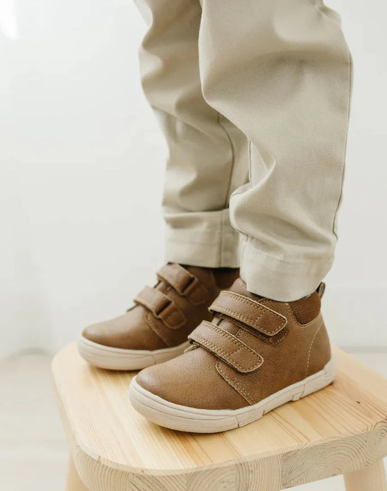 Otis Double Strap Sneaker-Chestnut