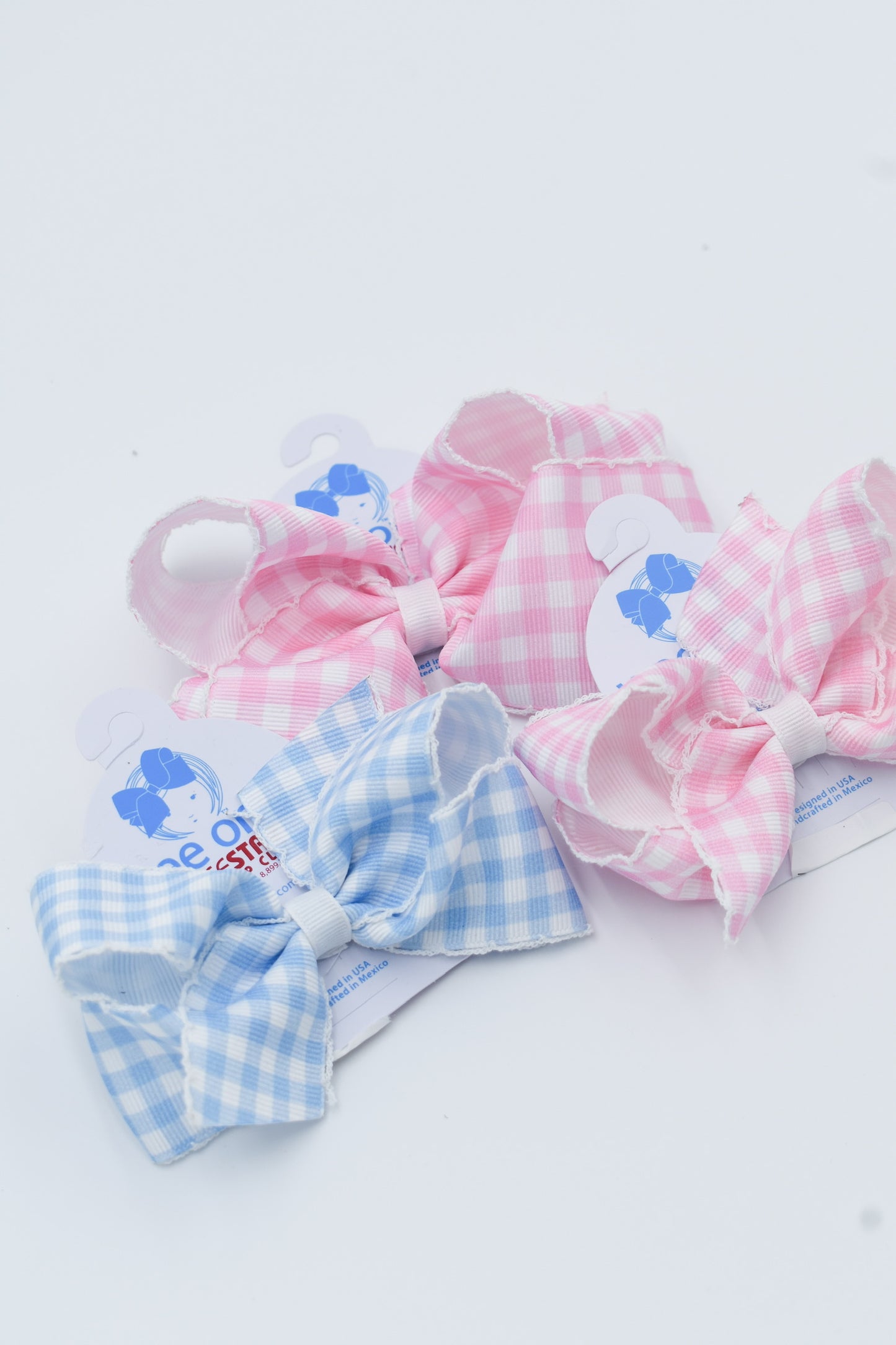 Medium Moonstitch Gingham Classic Bow